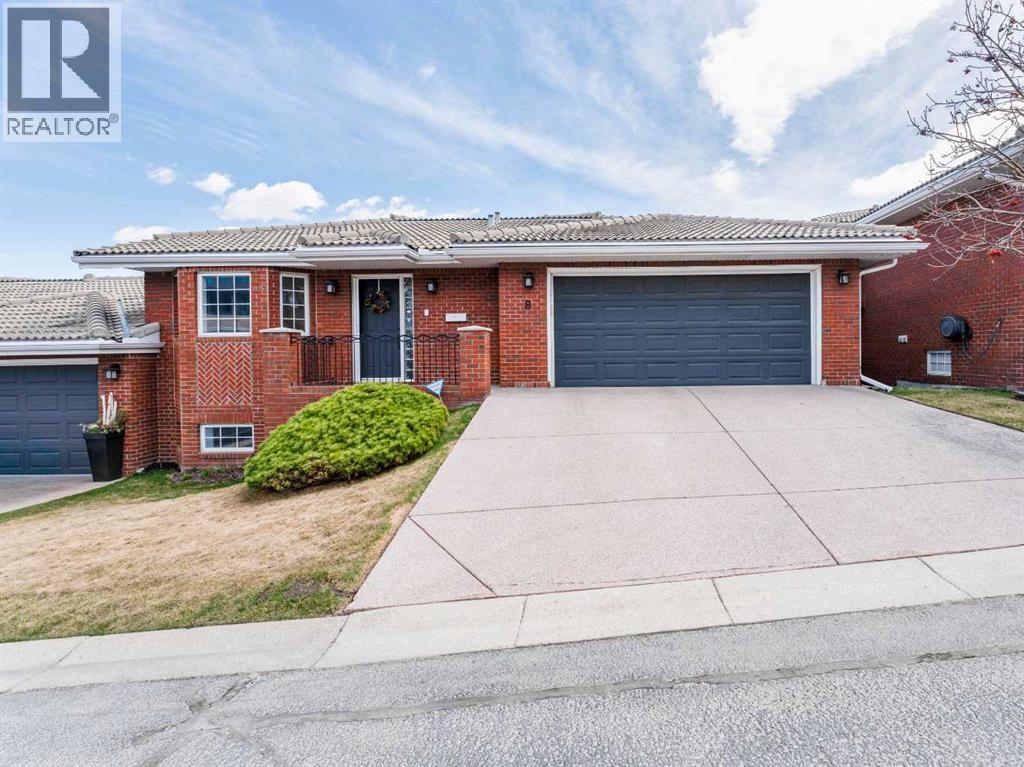 8 Prominence Path SW, Calgary, Alberta T3H 2W7 - Photo 1 - A2332354