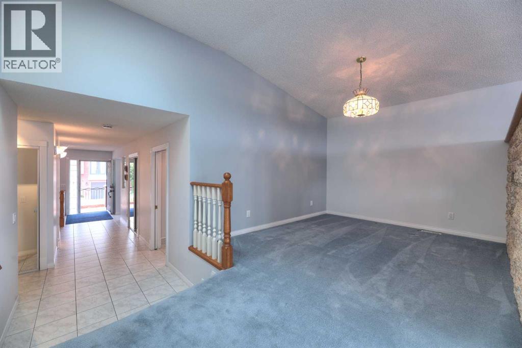 8 Prominence Path SW, Calgary, Alberta T3H 2W7 - Photo 18 - A2332354