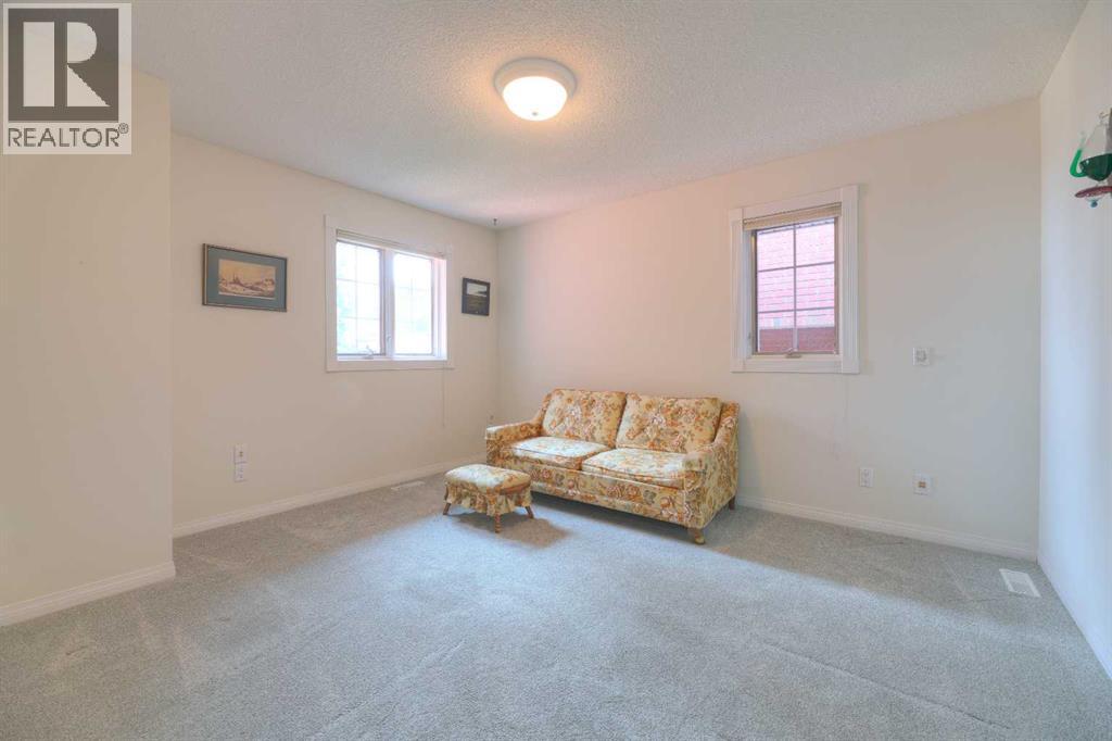 8 Prominence Path SW, Calgary, Alberta T3H 2W7 - Photo 36 - A2332354