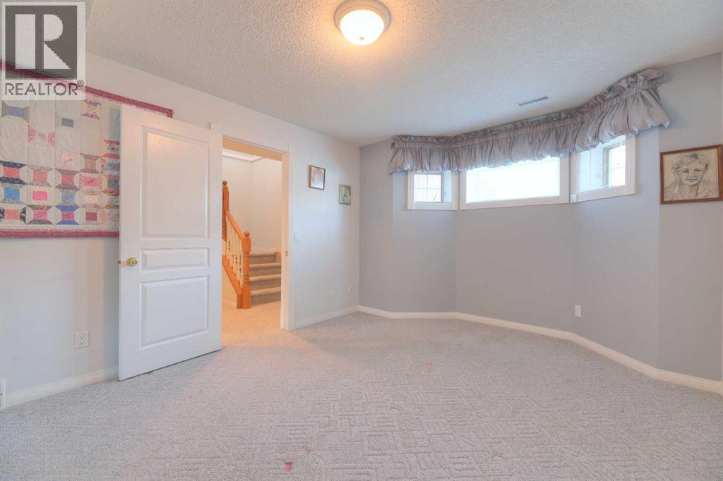 8 Prominence Path SW, Calgary, Alberta T3H 2W7 - Photo 46 - A2332354