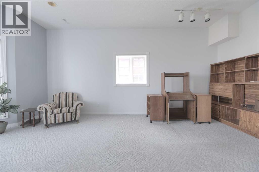 8 Prominence Path SW, Calgary, Alberta T3H 2W7 - Photo 49 - A2332354