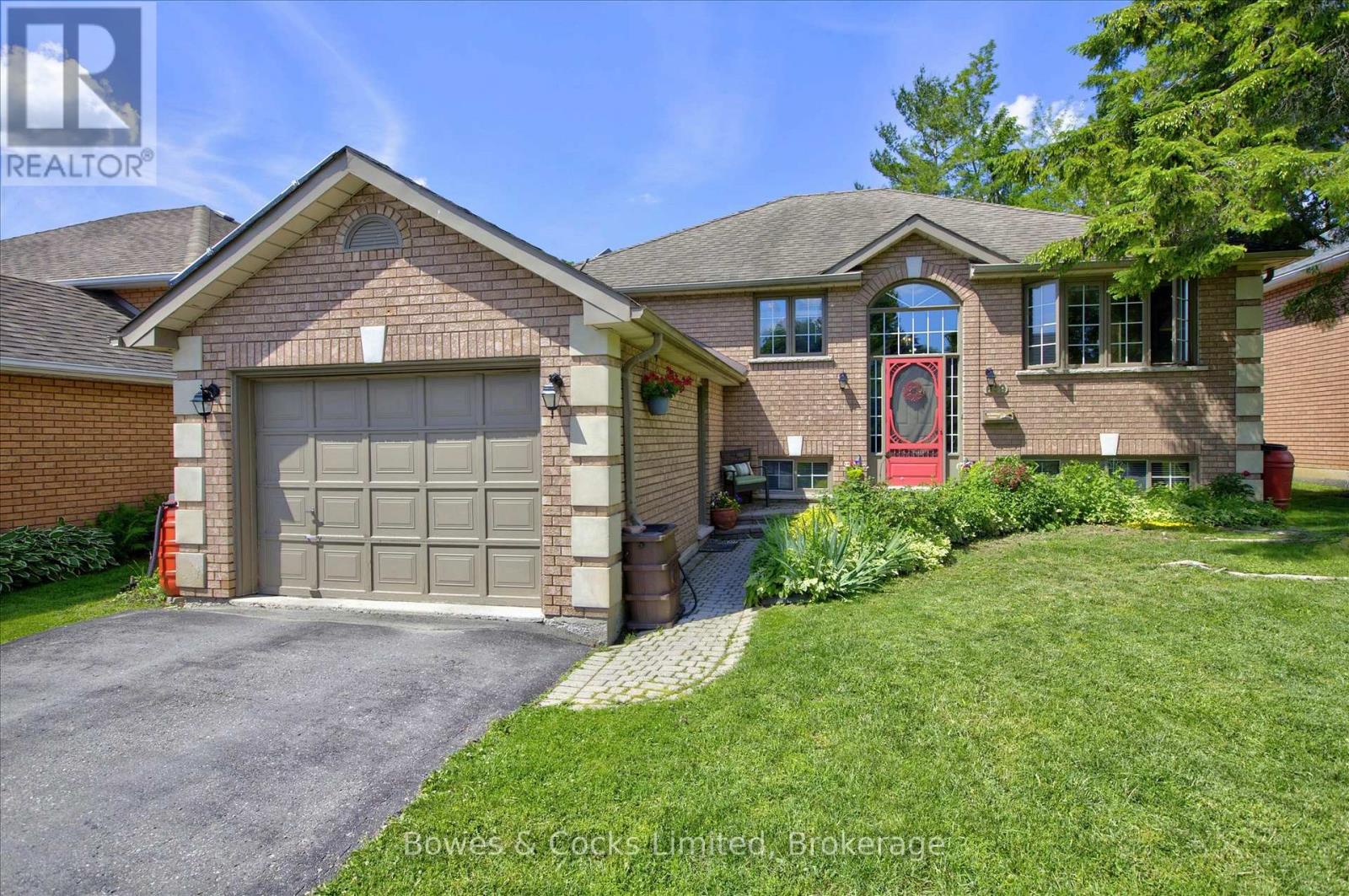 699 FORTYE DRIVE, Peterborough, Ontario