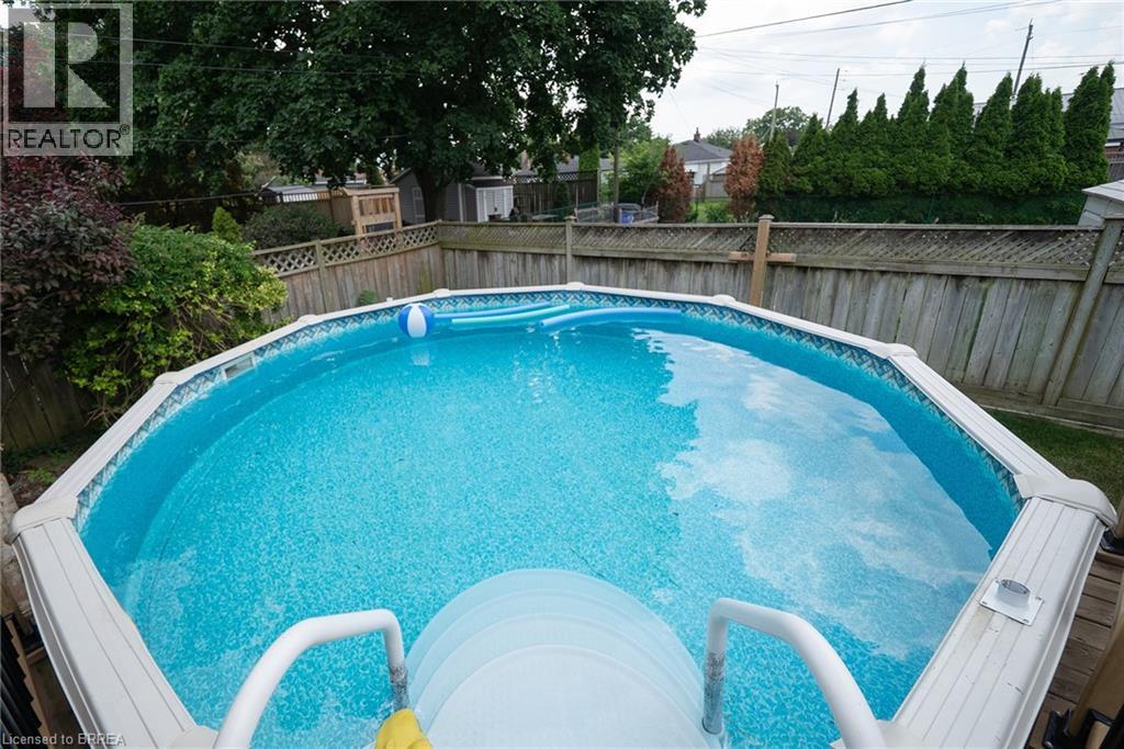 22 Burwell Street, Brantford, Ontario  N3T 4T6 - Photo 34 - 40846067