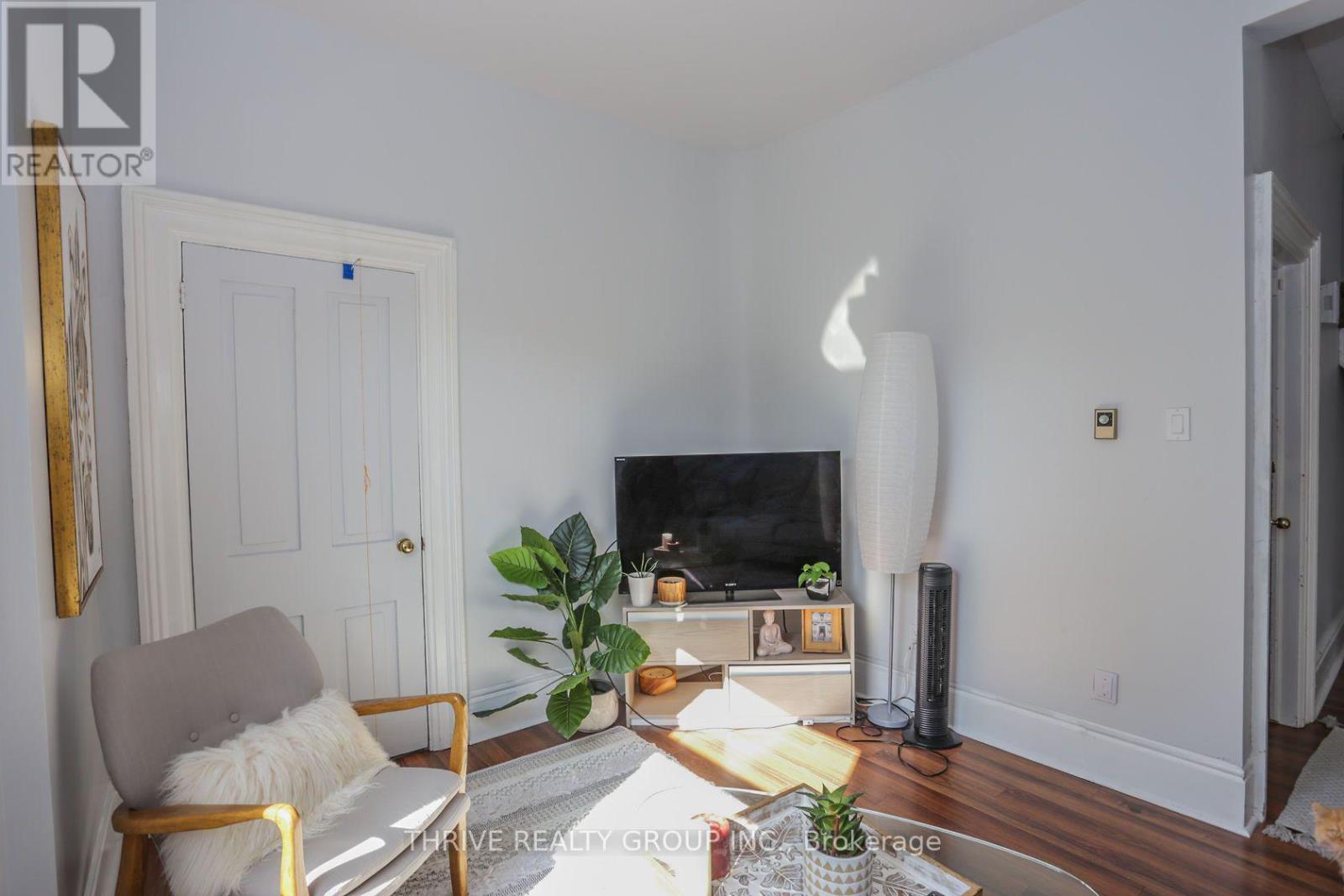 A - 526 Waterloo Street, London East, Ontario  N6B 2P9 - Photo 8 - X13633358