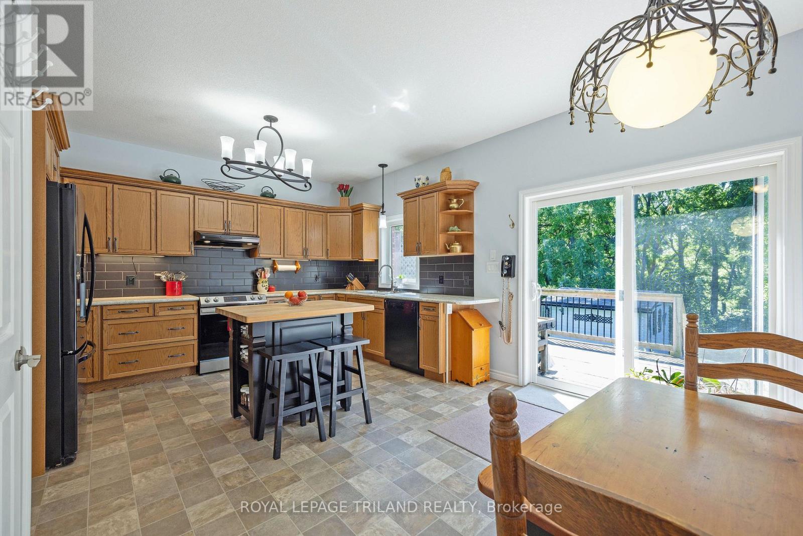 17 Jacklin Court, Central Elgin, Ontario  N5P 3T1 - Photo 17 - X13633430
