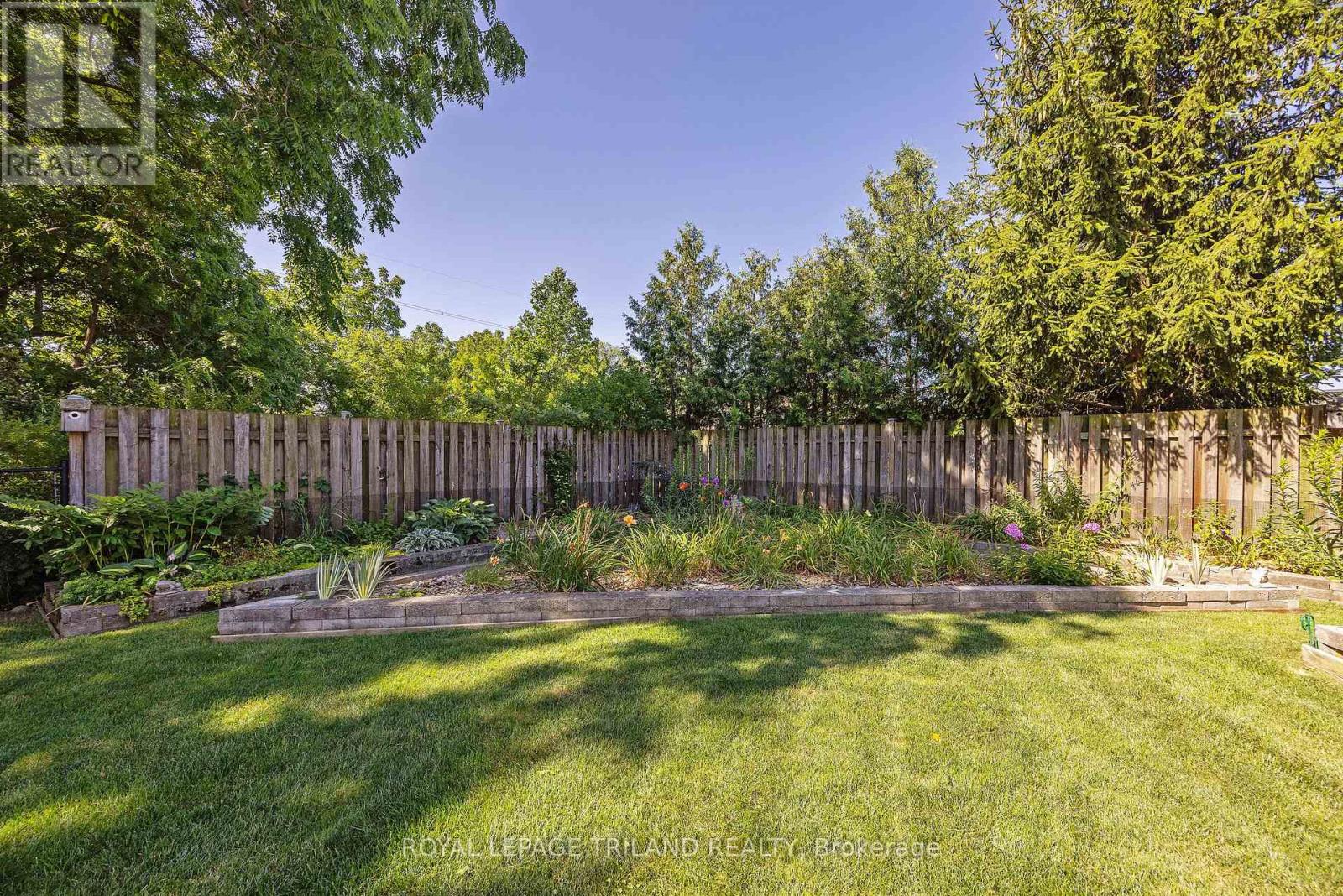 17 Jacklin Court, Central Elgin, Ontario  N5P 3T1 - Photo 35 - X13633430