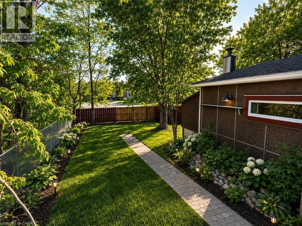 27 Oak Street, Kitchener, Ontario  N2G 1L4 - Photo 15 - 40835958