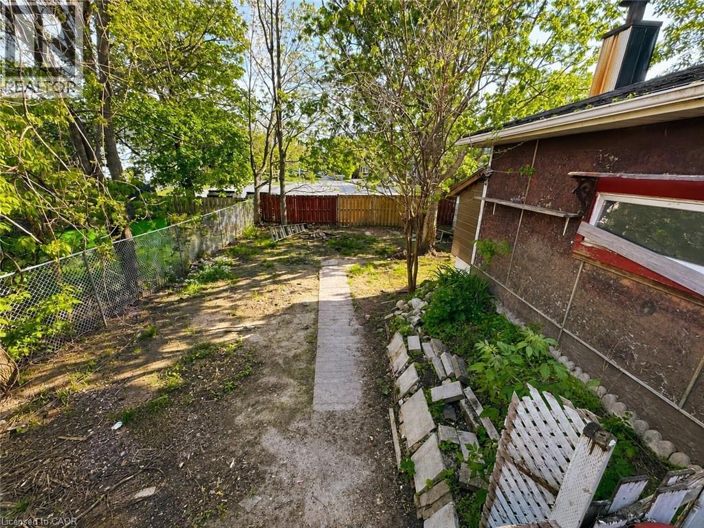 27 Oak Street, Kitchener, Ontario  N2G 1L4 - Photo 13 - 40835958