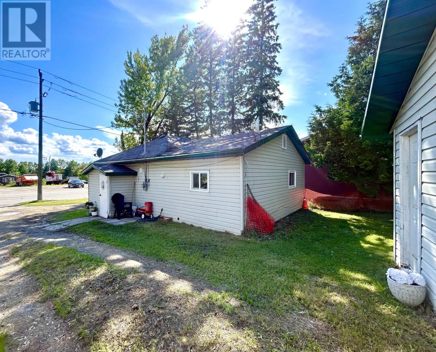 6080 Highway 11, Emo, Ontario  P0W 1E0 - Photo 5 - TB2601855