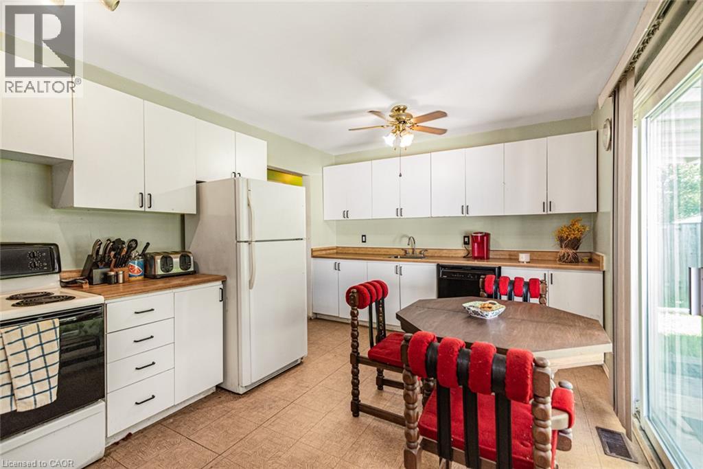 2138 Falmouth Terrace, Burlington, Ontario  L7P 1X9 - Photo 7 - 40850792