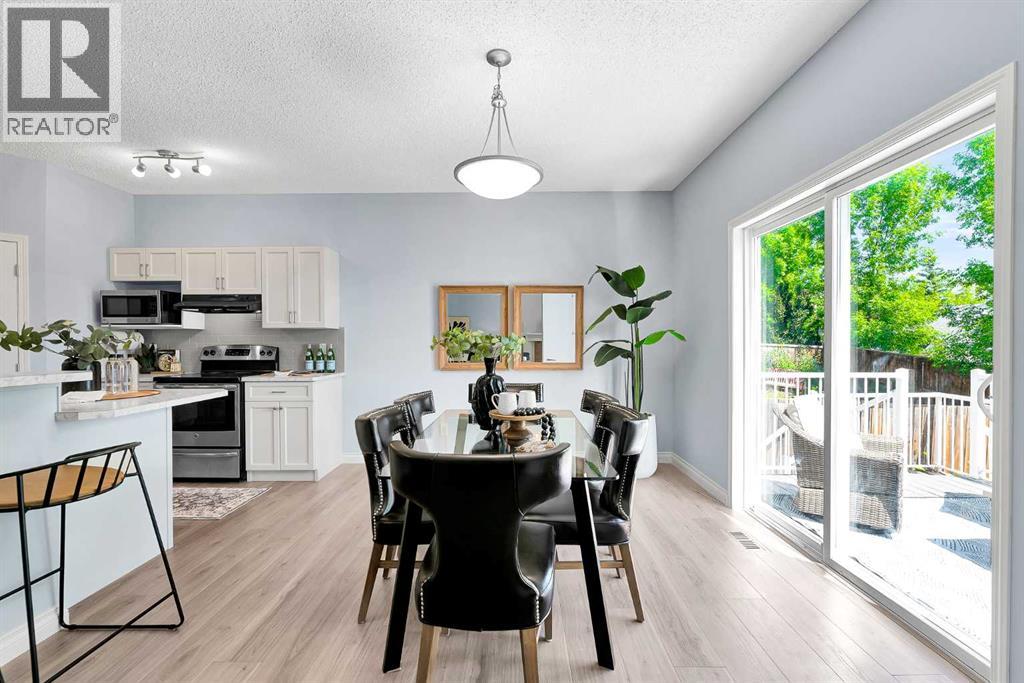 71 Westmount Circle, Okotoks, Alberta  T1S 0B7 - Photo 16 - A2326605