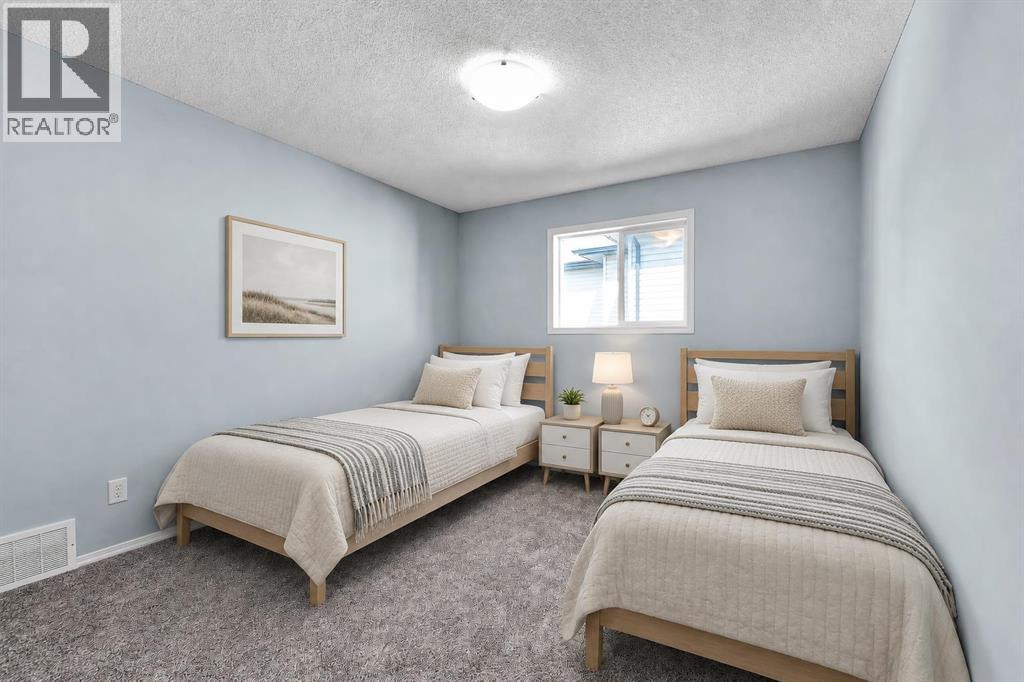 71 Westmount Circle, Okotoks, Alberta  T1S 0B7 - Photo 35 - A2326605
