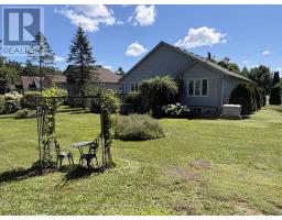 2 TWIGS END, Gravenhurst, Ontario