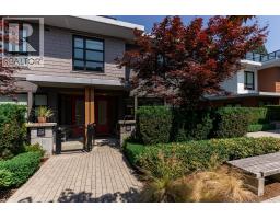 204 1055 RIDGEWOOD DRIVE, North Vancouver, British Columbia