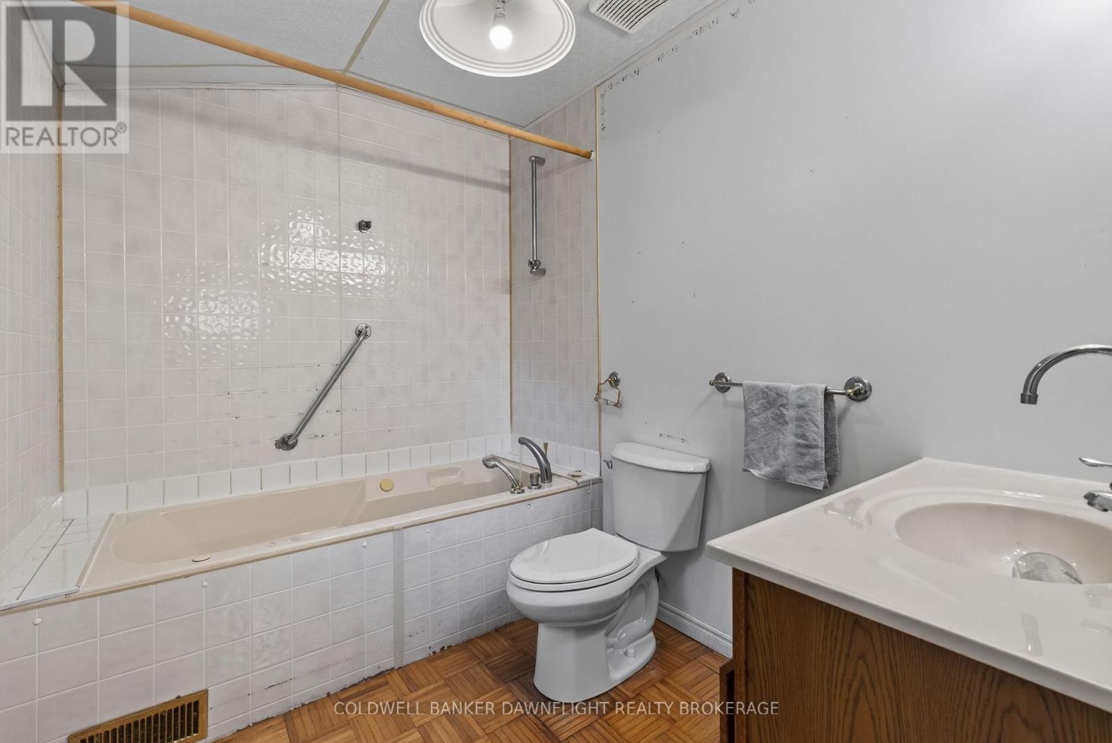 33990 Roman Line, Lucan Biddulph, Ontario  N0M 2J0 - Photo 22 - X13604162