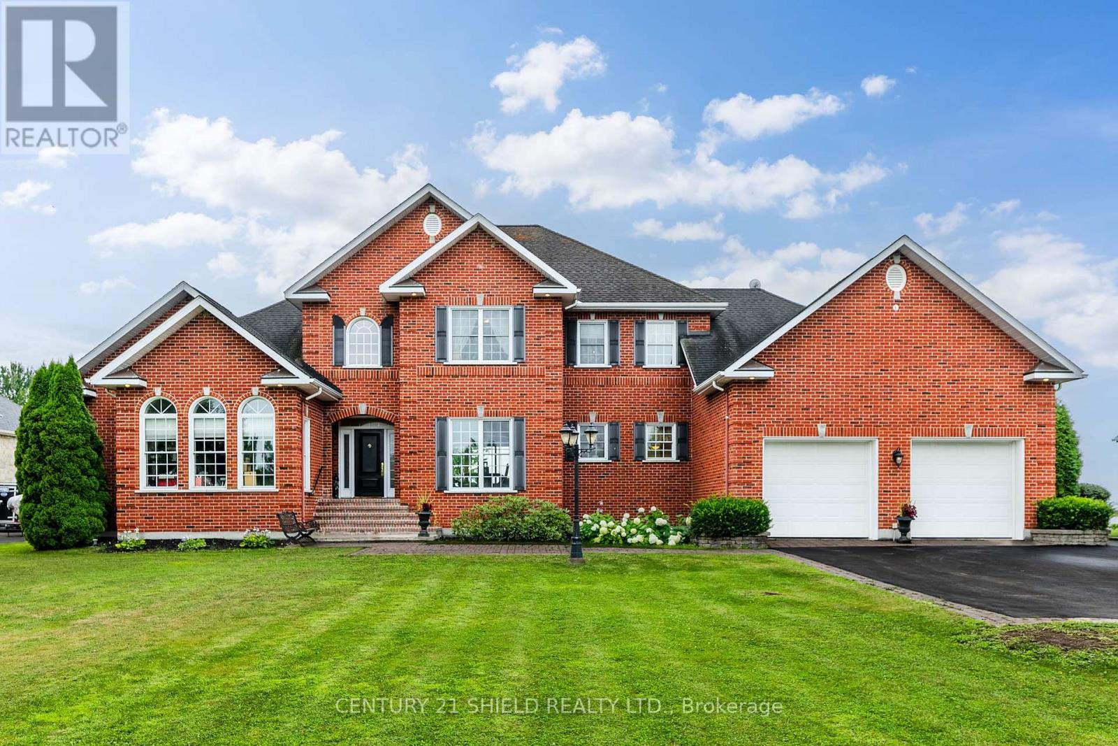 6274 Karen Drive, South Glengarry, Ontario  K0C 1E0 - Photo 2 - X13633448