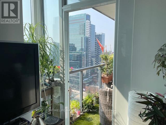 2906 - 88 Blue Jays Way, Toronto, Ontario  M5V 0L7 - Photo 6 - C13633368