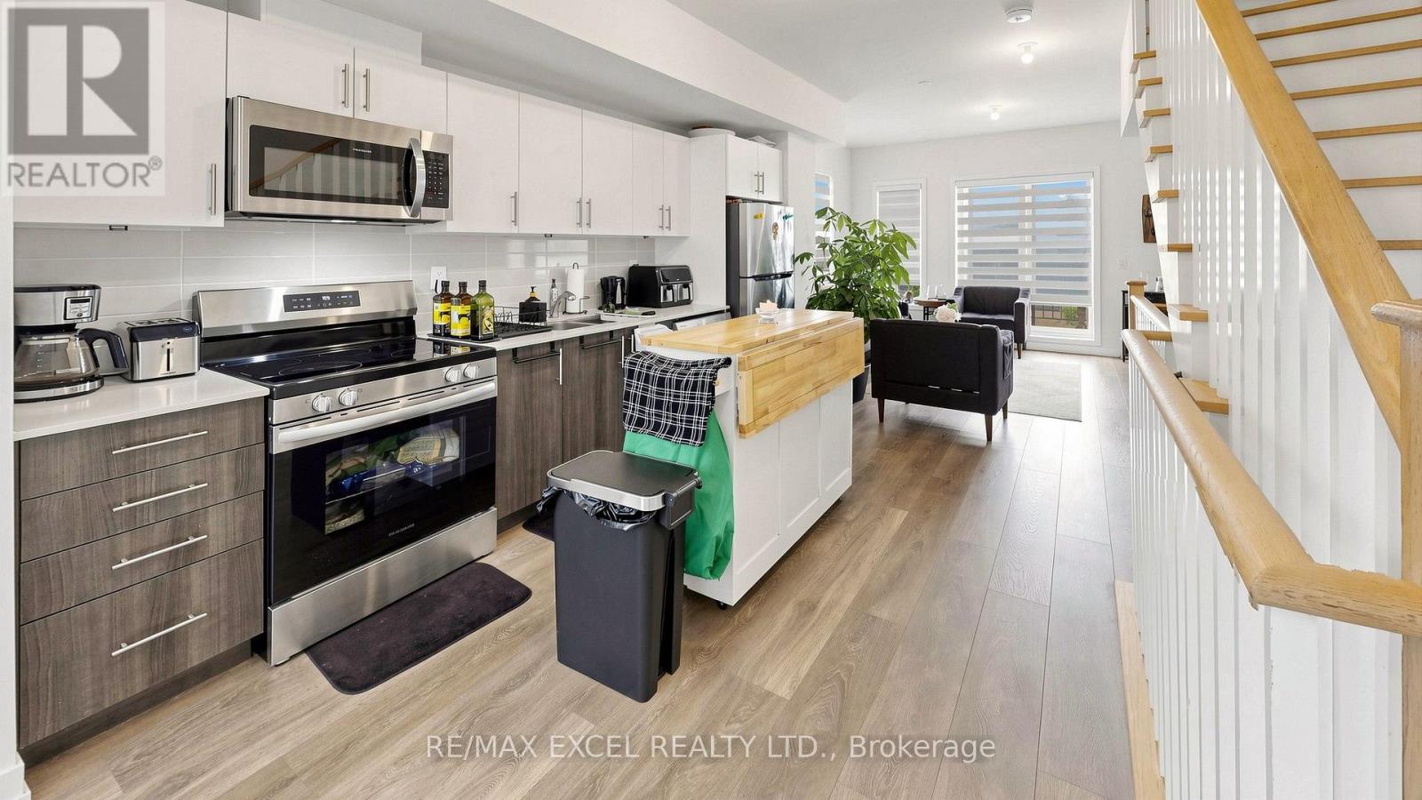 68a Tisdale Avenue, Toronto, Ontario  M4A 0A9 - Photo 11 - C13633402