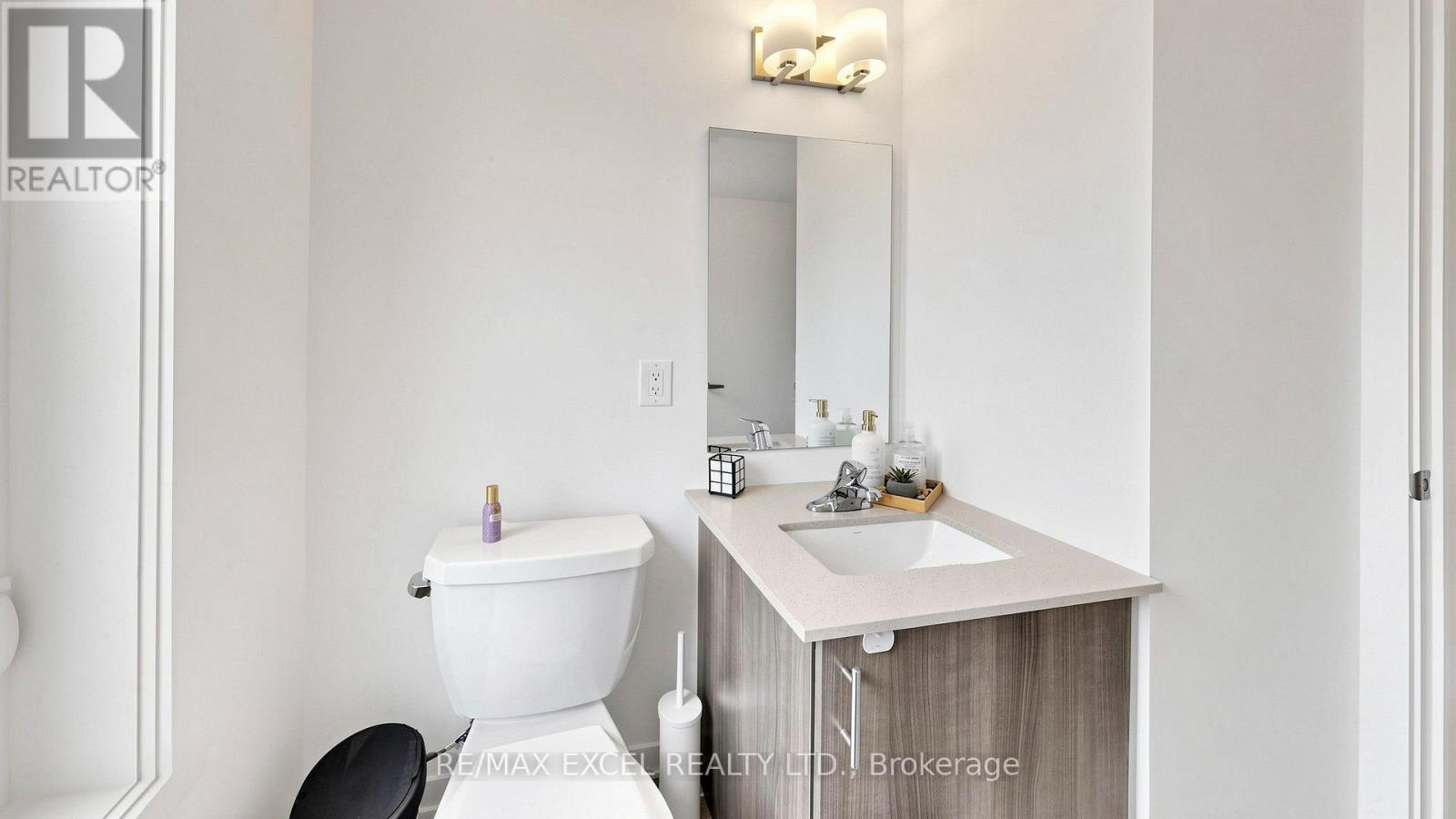 68a Tisdale Avenue, Toronto, Ontario  M4A 0A9 - Photo 20 - C13633402