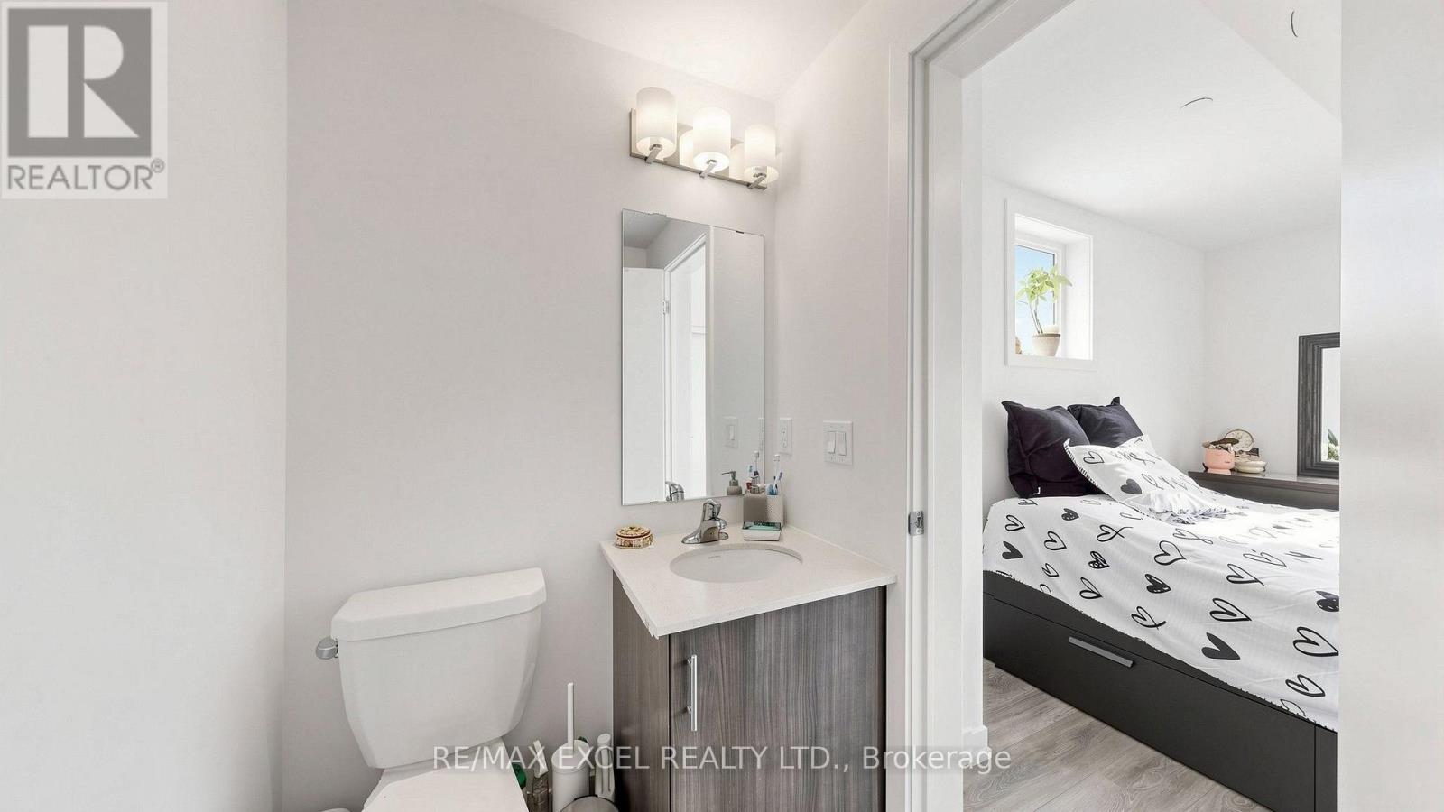 68a Tisdale Avenue, Toronto, Ontario  M4A 0A9 - Photo 23 - C13633402