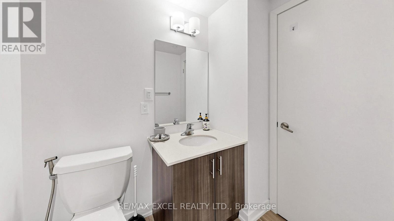 68a Tisdale Avenue, Toronto, Ontario  M4A 0A9 - Photo 36 - C13633402