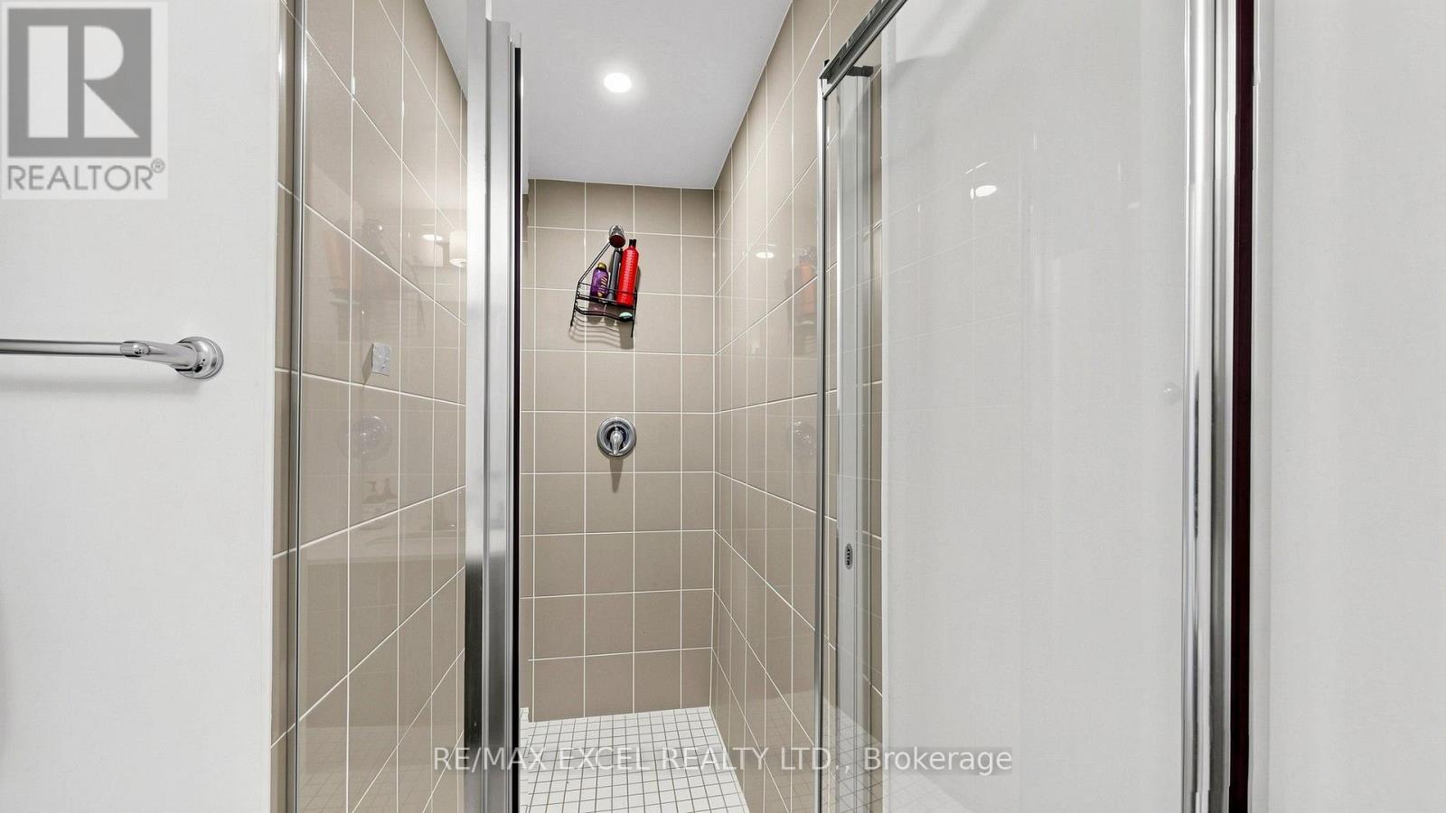 68a Tisdale Avenue, Toronto, Ontario  M4A 0A9 - Photo 38 - C13633402