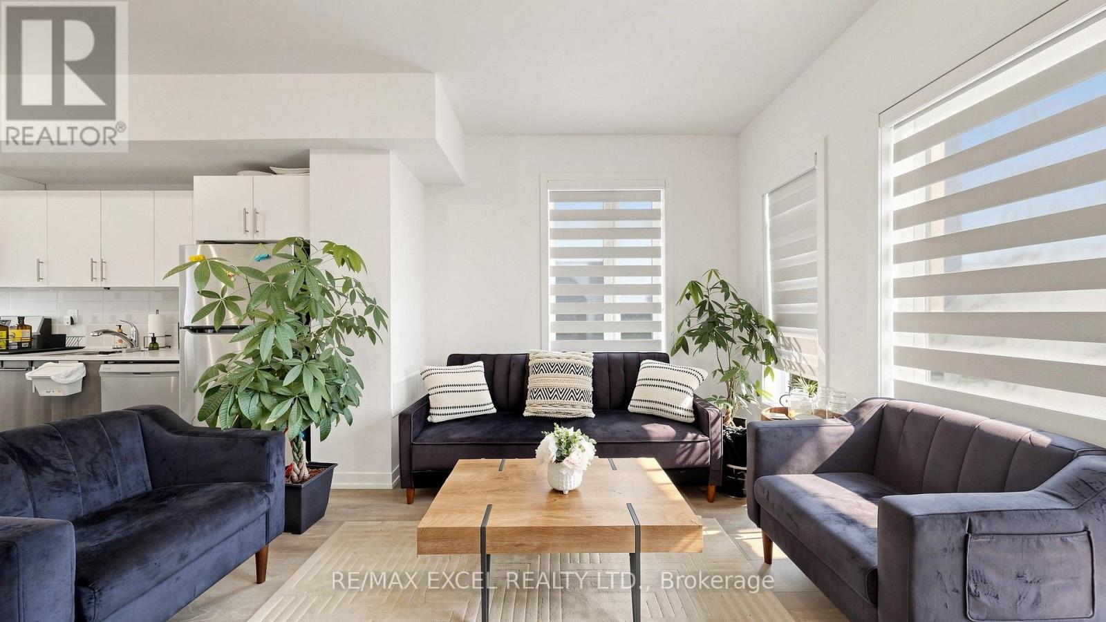 68a Tisdale Avenue, Toronto, Ontario  M4A 0A9 - Photo 5 - C13633402
