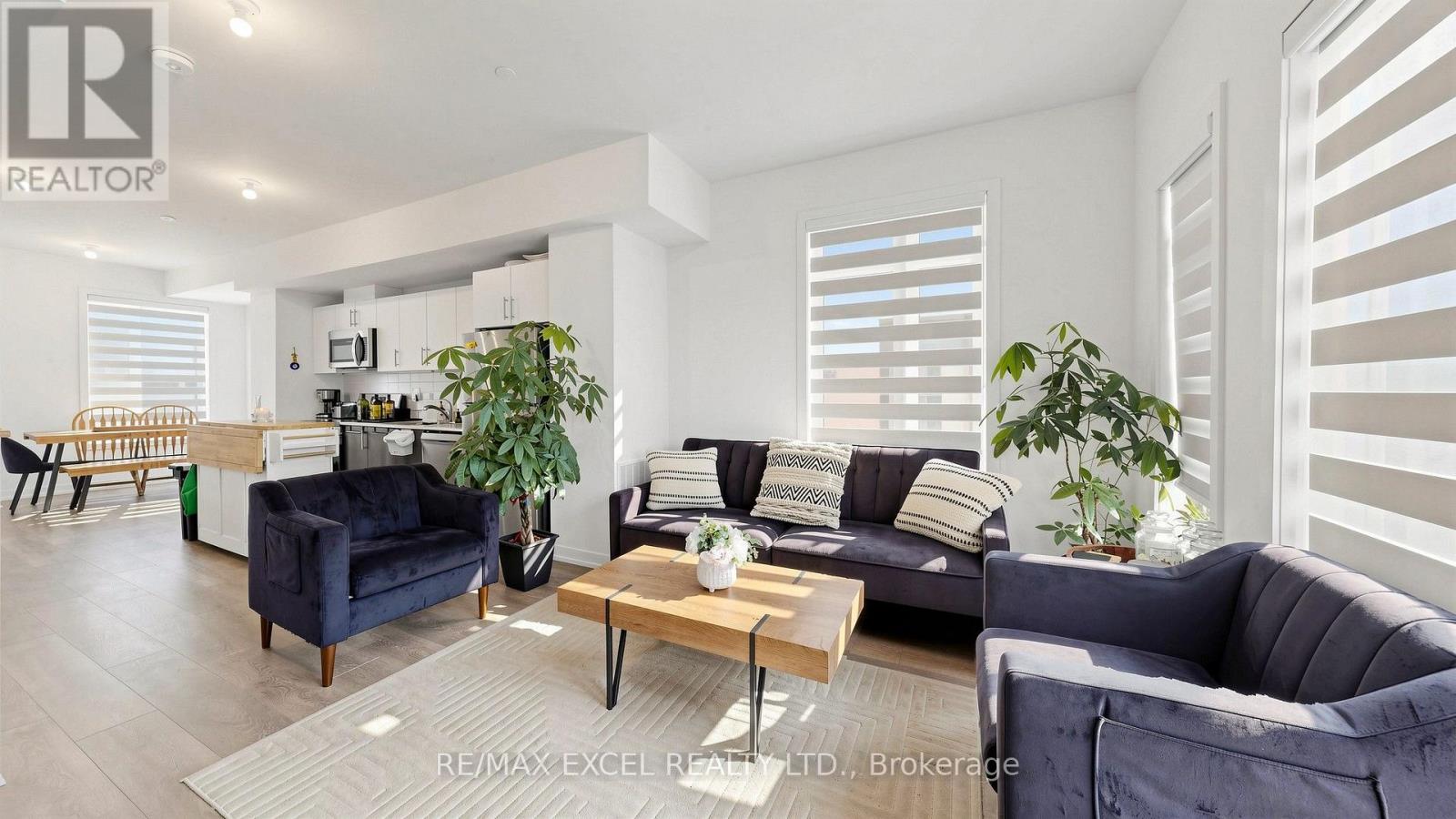 68a Tisdale Avenue, Toronto, Ontario  M4A 0A9 - Photo 6 - C13633402