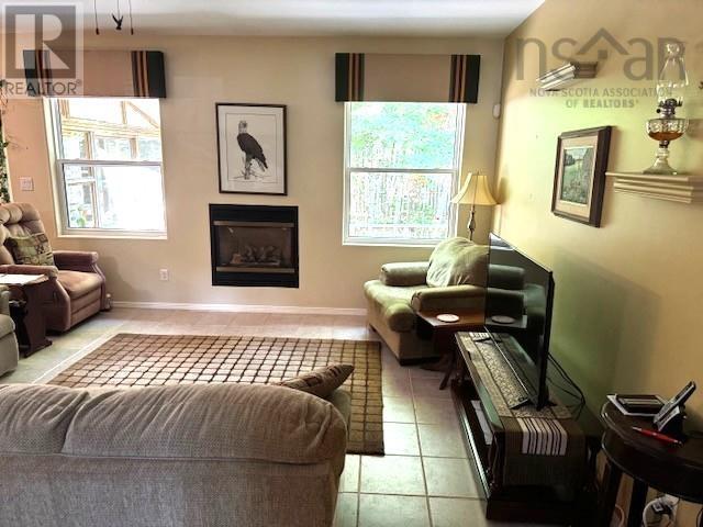 374 Brady Street, Bridgewater, Nova Scotia  B4V 3W4 - Photo 13 - 202617097