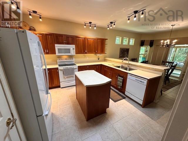 374 Brady Street, Bridgewater, Nova Scotia  B4V 3W4 - Photo 6 - 202617097