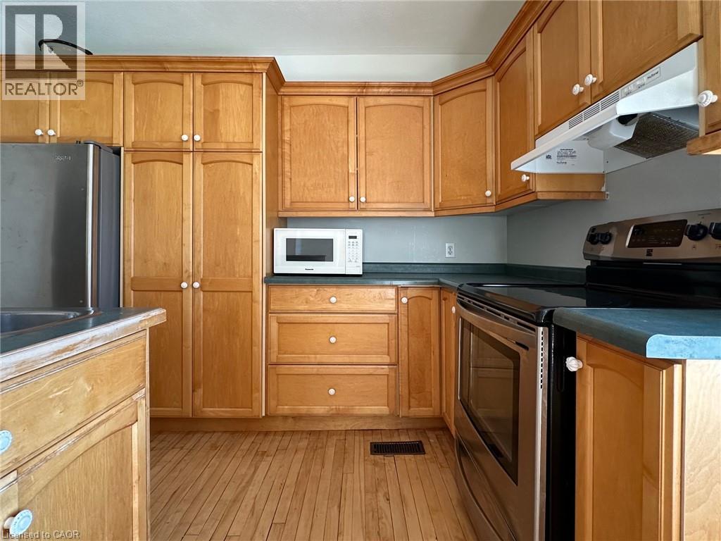 215 Main Street, Port Dover, Ontario  N0A 1N0 - Photo 19 - 40810443