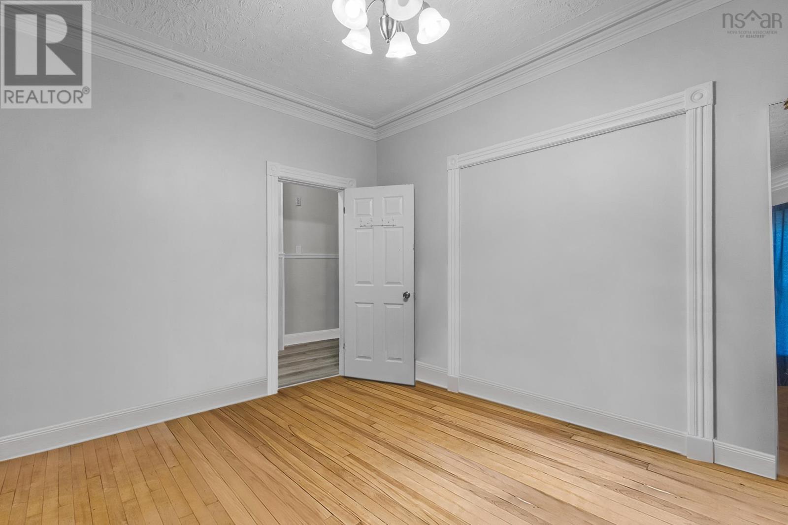 6147 Pepperell Street, Halifax, Nova Scotia  B3H 2X6 - Photo 18 - 202619449