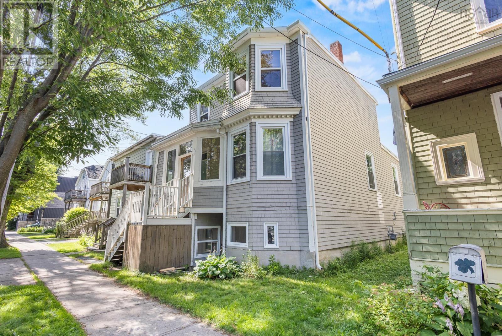6147 Pepperell Street, Halifax, Nova Scotia  B3H 2X6 - Photo 2 - 202619449