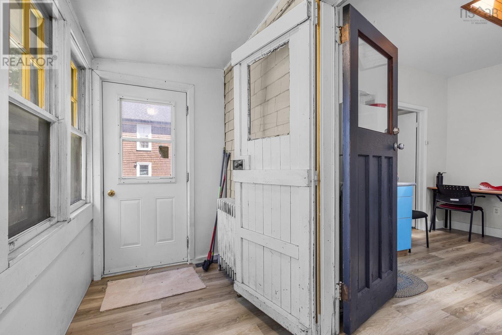 6147 Pepperell Street, Halifax, Nova Scotia  B3H 2X6 - Photo 29 - 202619449