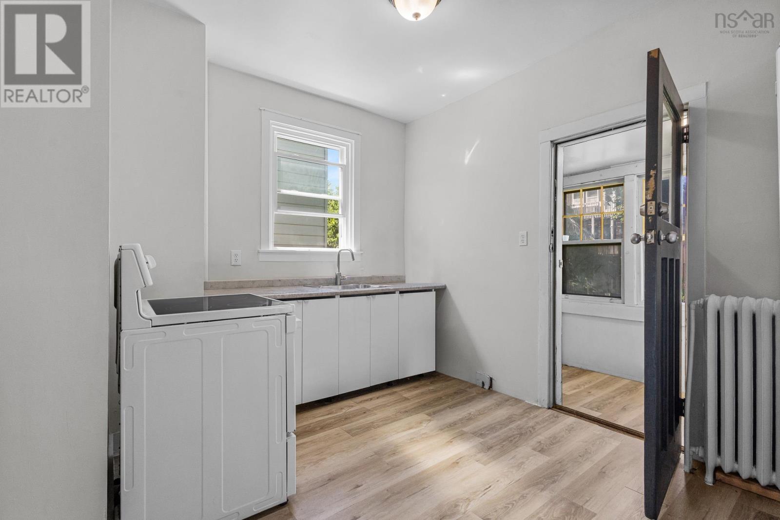 6147 Pepperell Street, Halifax, Nova Scotia  B3H 2X6 - Photo 27 - 202619449