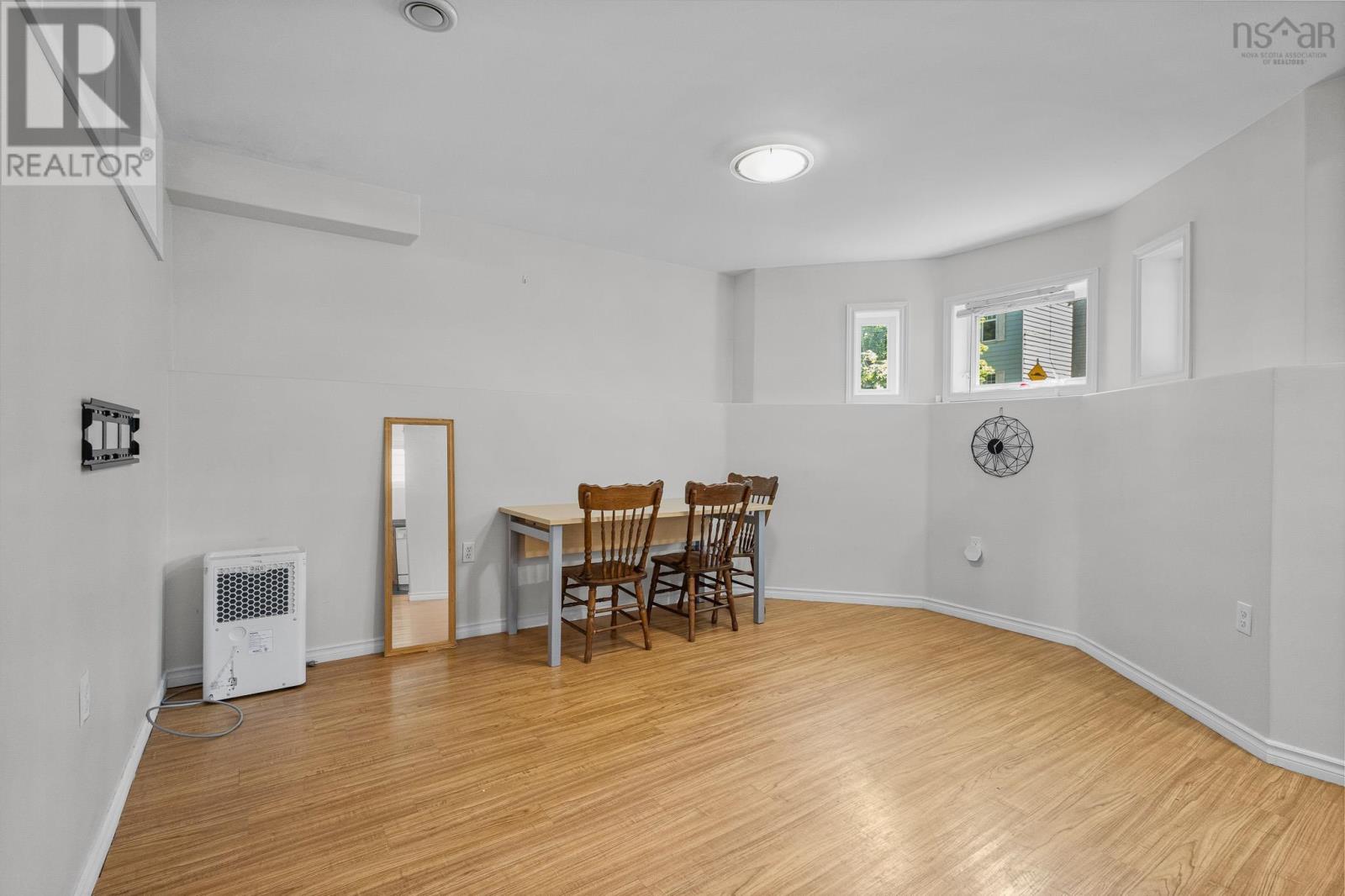 6147 Pepperell Street, Halifax, Nova Scotia  B3H 2X6 - Photo 37 - 202619449