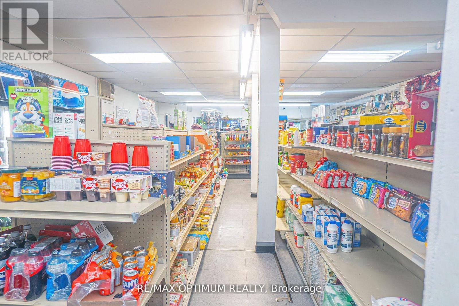 168 Bloor Street W, Oshawa, Ontario  L1J 1P7 - Photo 3 - E13633514