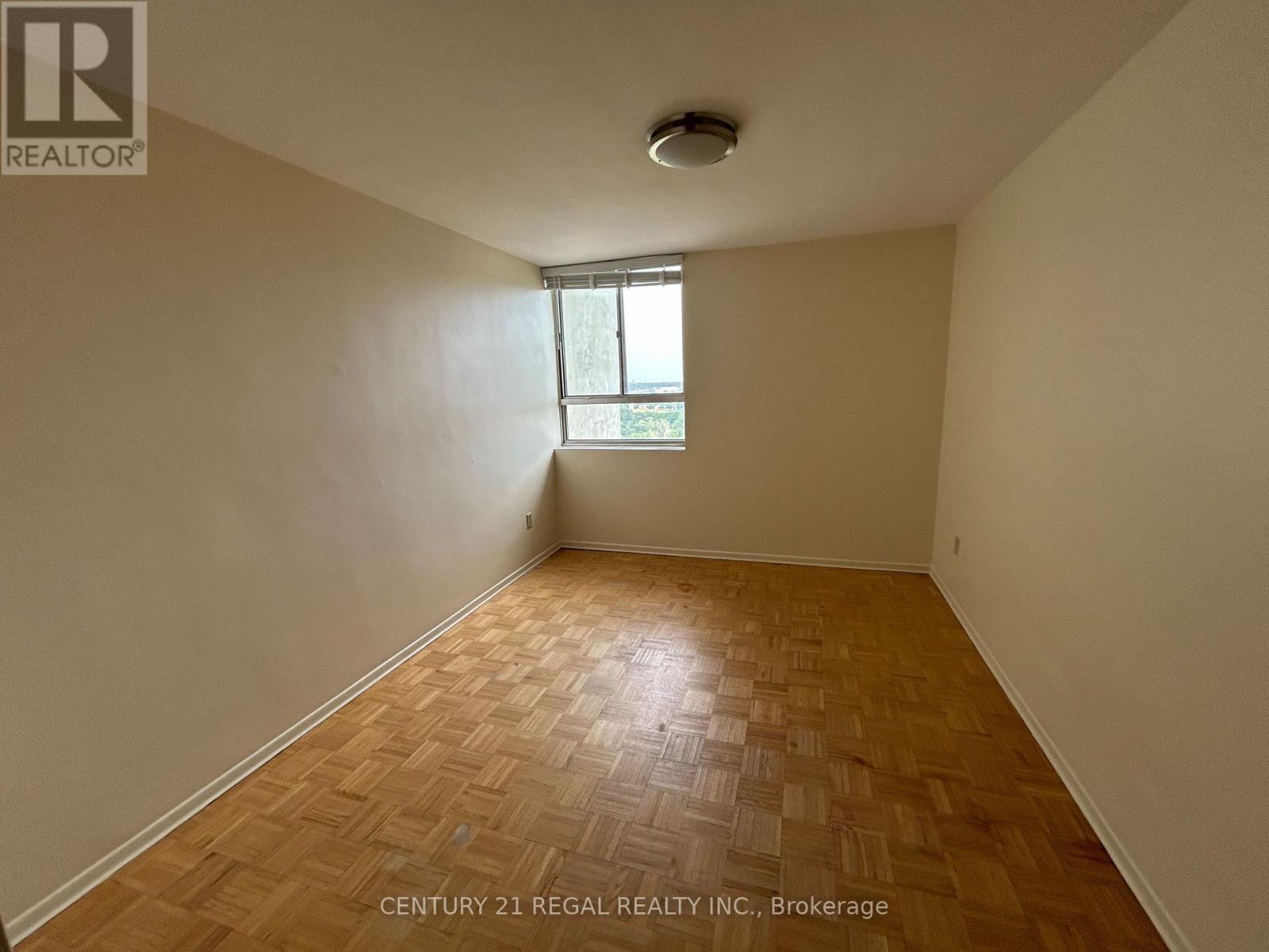 2908 - 5 Massey Square, Toronto, Ontario  M4C 5L6 - Photo 5 - E13633540