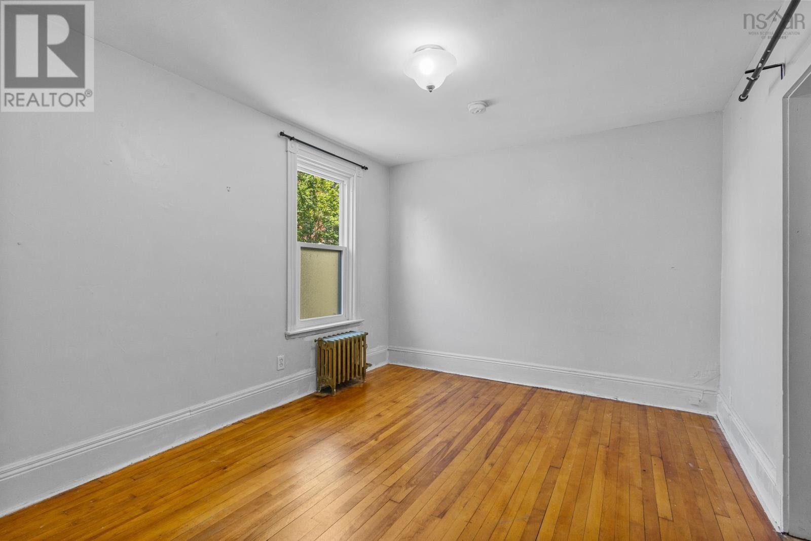 6147 Pepperell Street, Halifax, Nova Scotia  B3H 2X6 - Photo 9 - 202619449