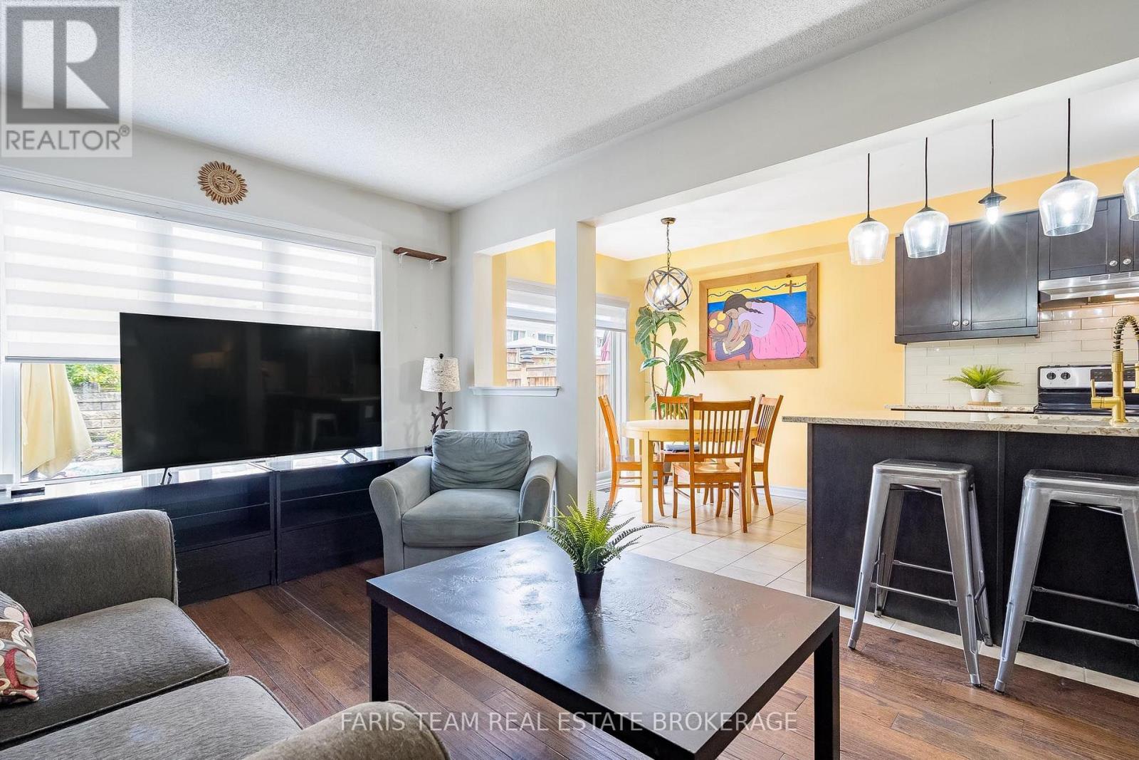 217 Orr Drive, Bradford West Gwillimbury, Ontario  L3Z 0S3 - Photo 14 - N13633336