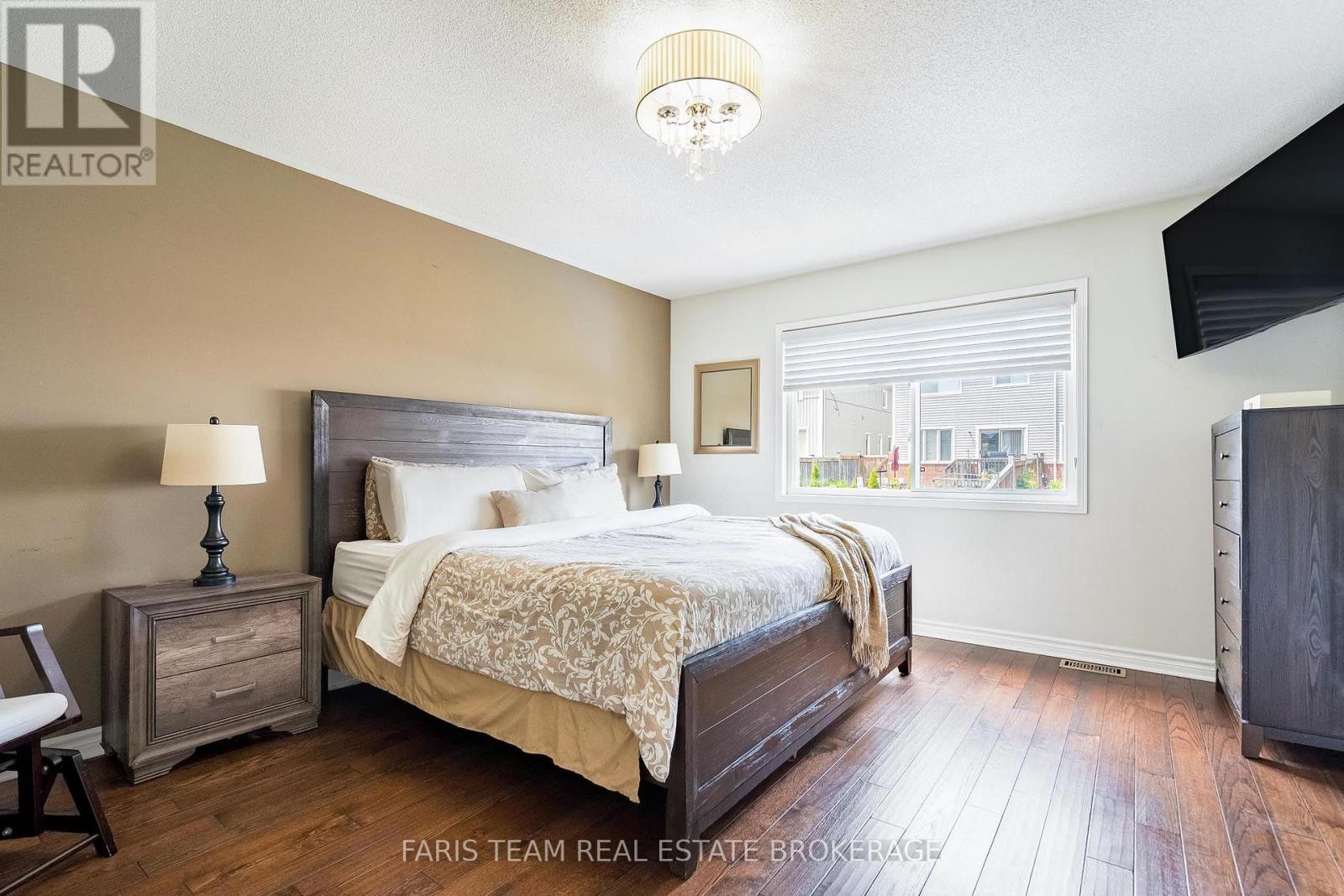 217 Orr Drive, Bradford West Gwillimbury, Ontario  L3Z 0S3 - Photo 18 - N13633336