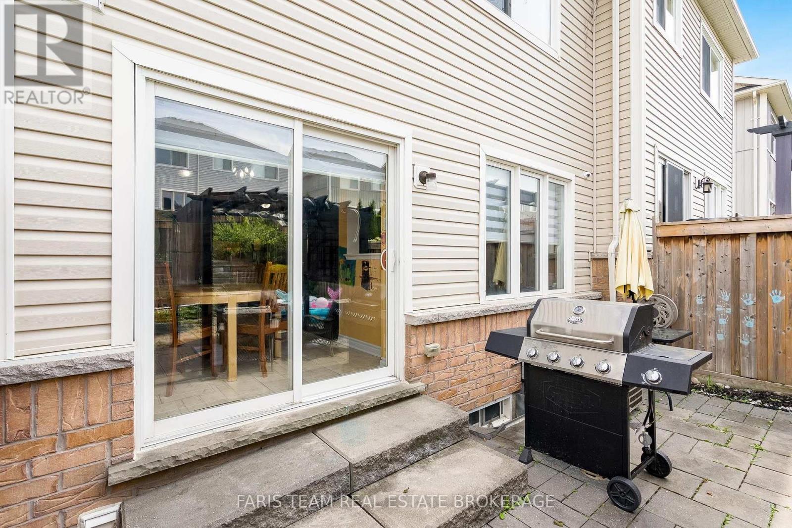 217 Orr Drive, Bradford West Gwillimbury, Ontario  L3Z 0S3 - Photo 25 - N13633336