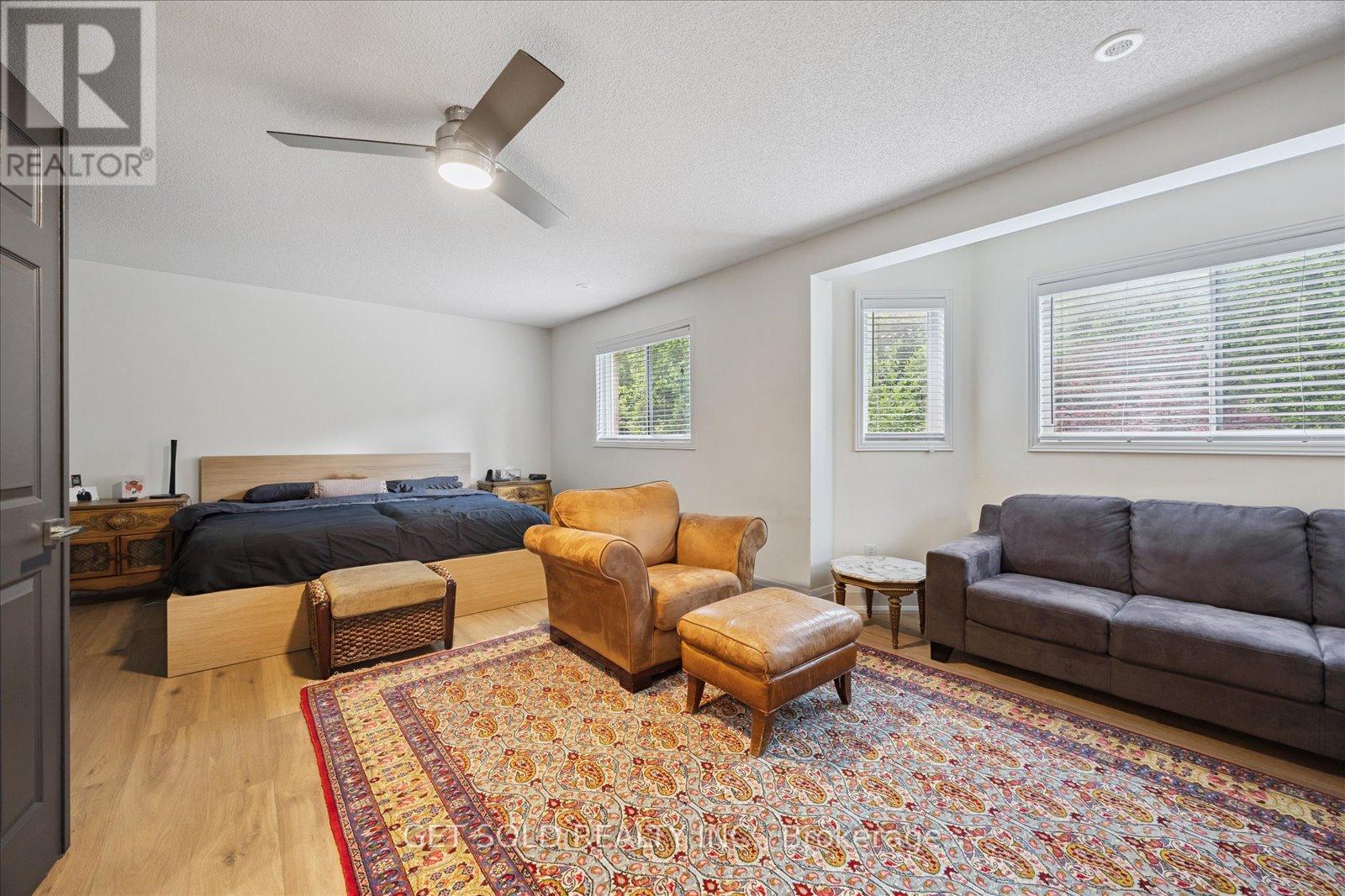 64 Spence Drive, Aurora, Ontario  L4G 6M6 - Photo 25 - N13633348