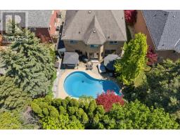 64 SPENCE DRIVE, Aurora, Ontario