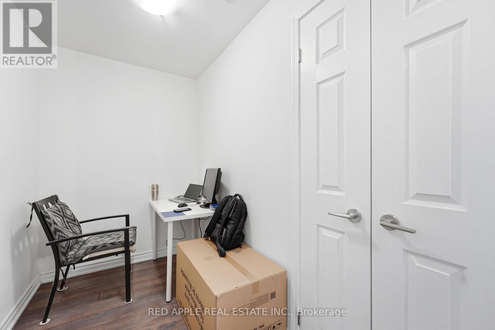 719 - 11611 Yonge Street N, Richmond Hill, Ontario L4E 3N8 - Photo 6 - N13633394