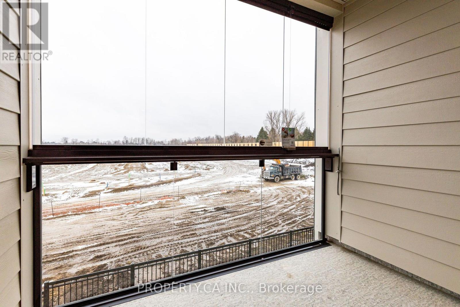 205 - 15 Kneeshaw Drive, Barrie, Ontario  L9J 0J8 - Photo 19 - S13633414