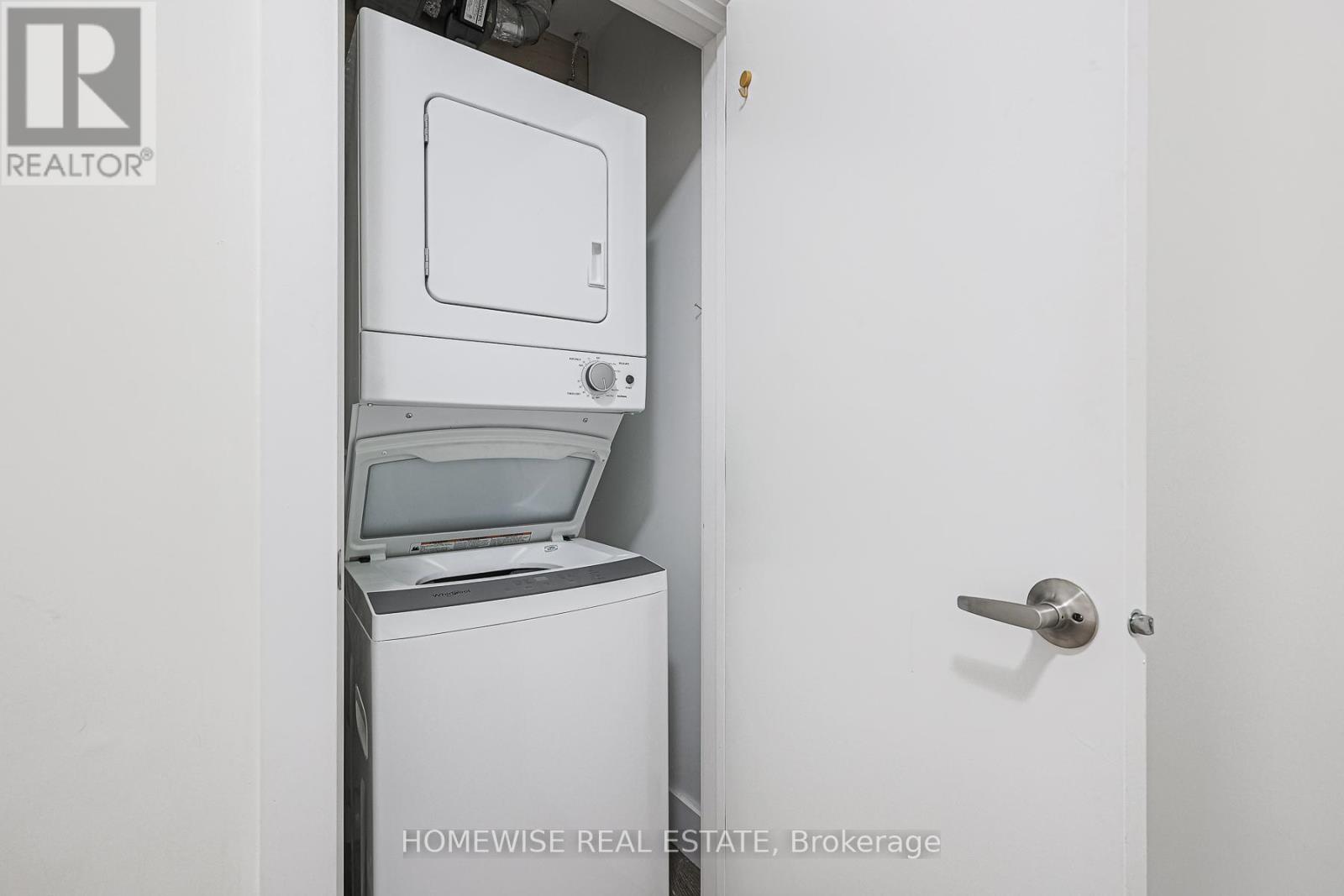 204 - 3020 Dundas Street W, Toronto, Ontario  M6P 1Z3 - Photo 12 - W13633370