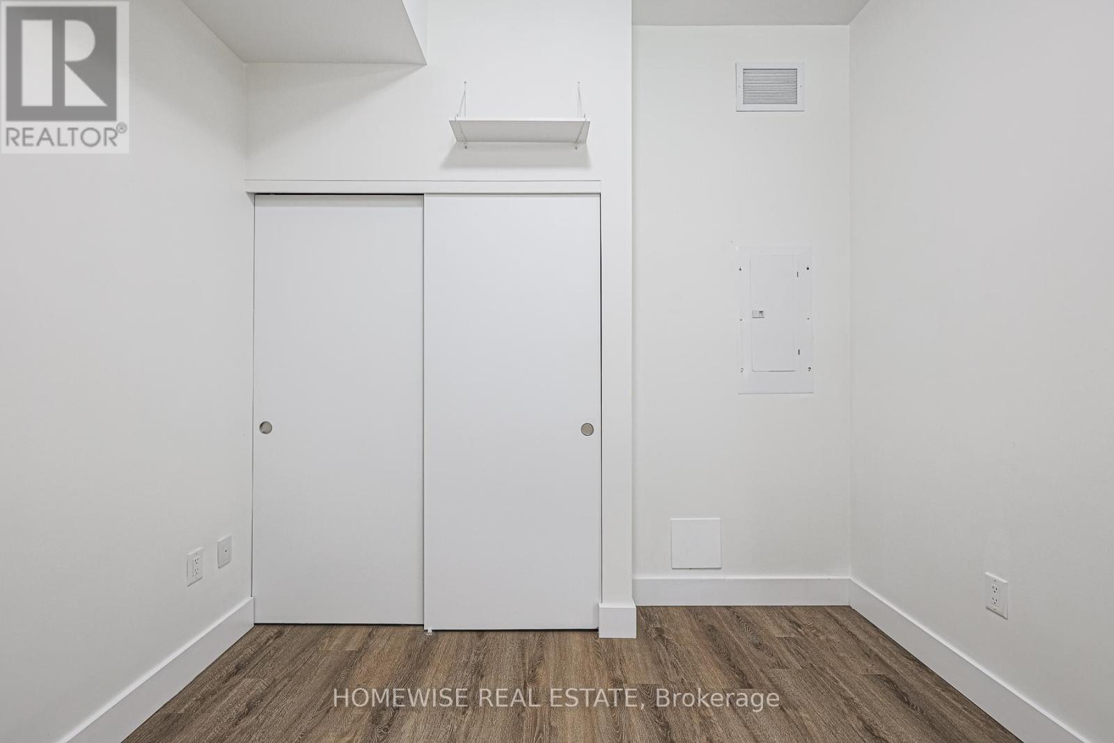 204 - 3020 Dundas Street W, Toronto, Ontario  M6P 1Z3 - Photo 8 - W13633370
