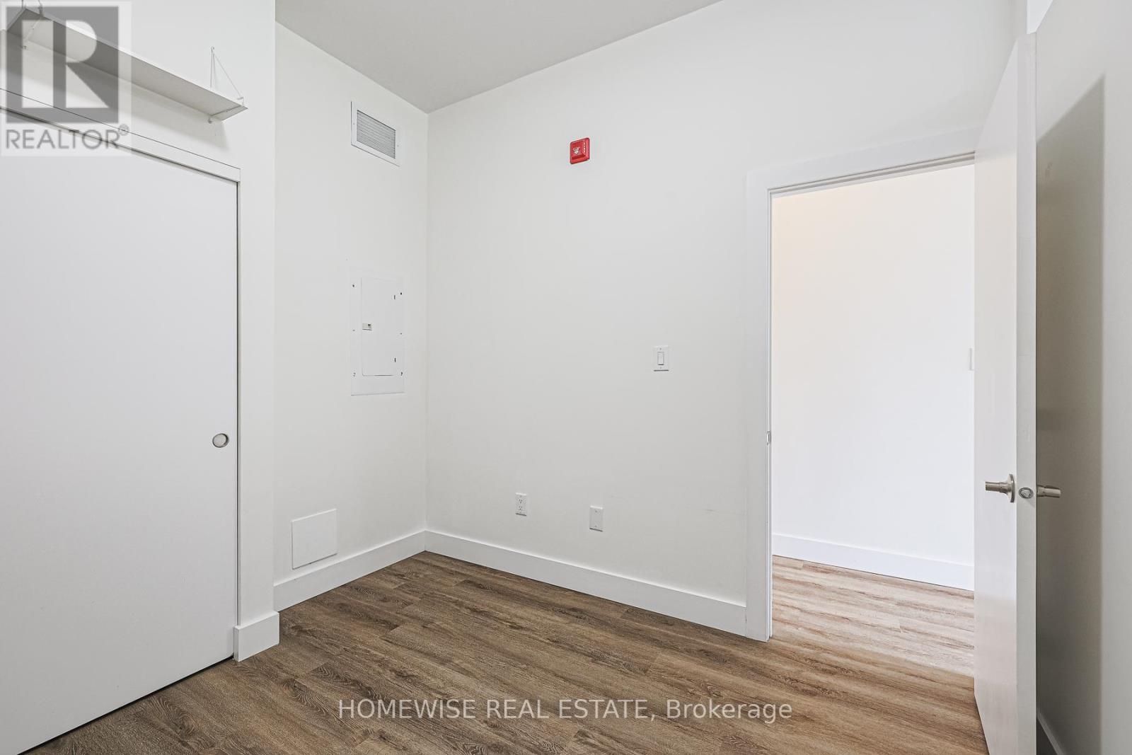 204 - 3020 Dundas Street W, Toronto, Ontario  M6P 1Z3 - Photo 9 - W13633370