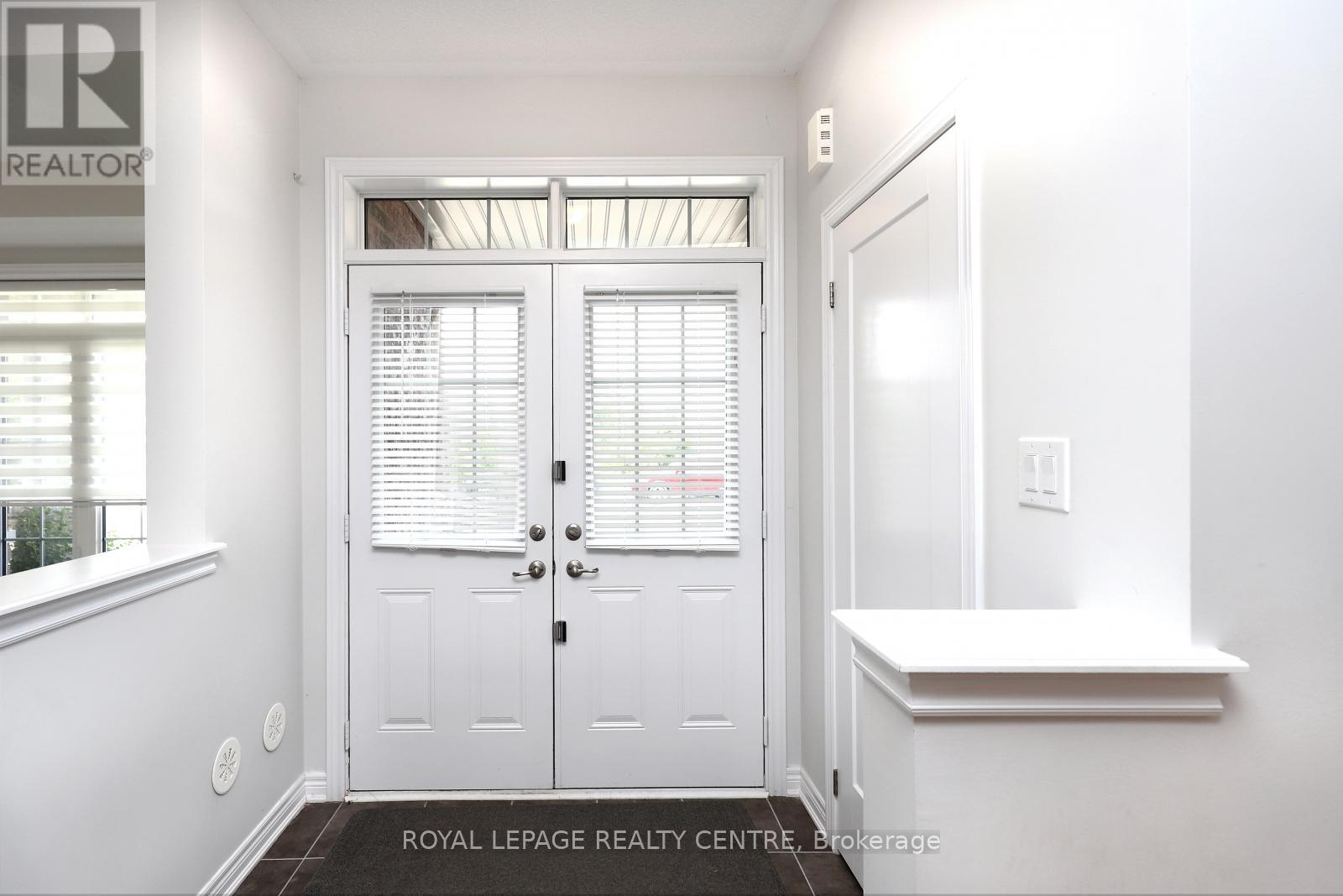3020 George Savage Avenue, Oakville, Ontario  L6M 0Z1 - Photo 5 - W13633374